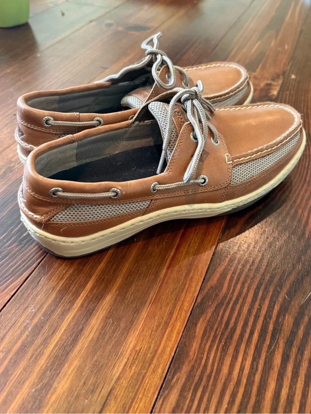 Sperry Men's Surveyor Tan Leather & Mesh 2-Eye Boat Shoe